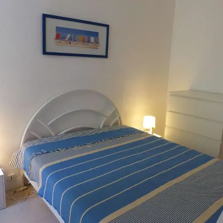 Lumineux Pieds Dans L'eau Au Lavandou - Fr-1-308-61 Apartmán *